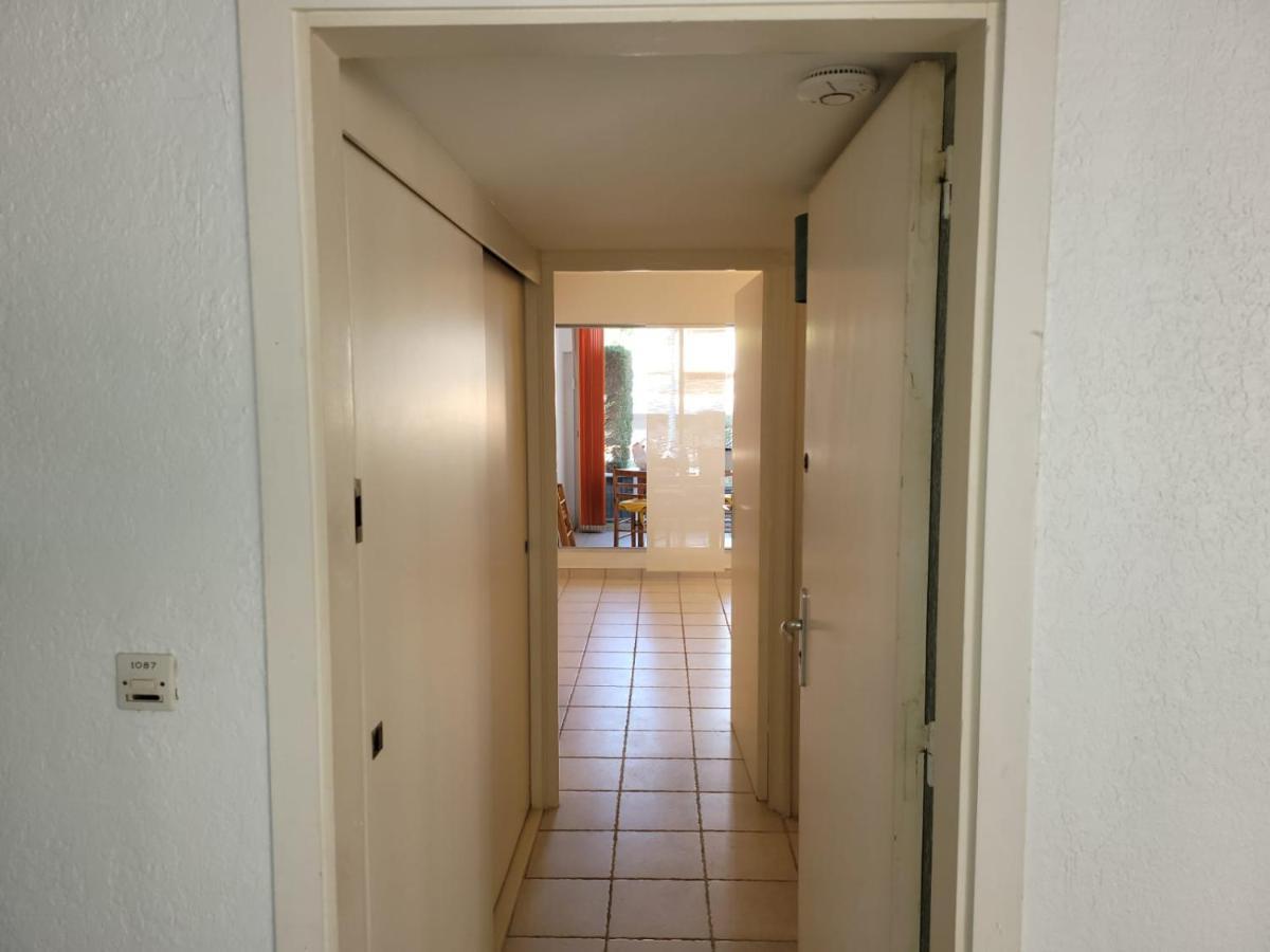 Studio Avec Loggia Entre Port, Plage Et Piscine لو غراو دو روا المظهر الخارجي الصورة